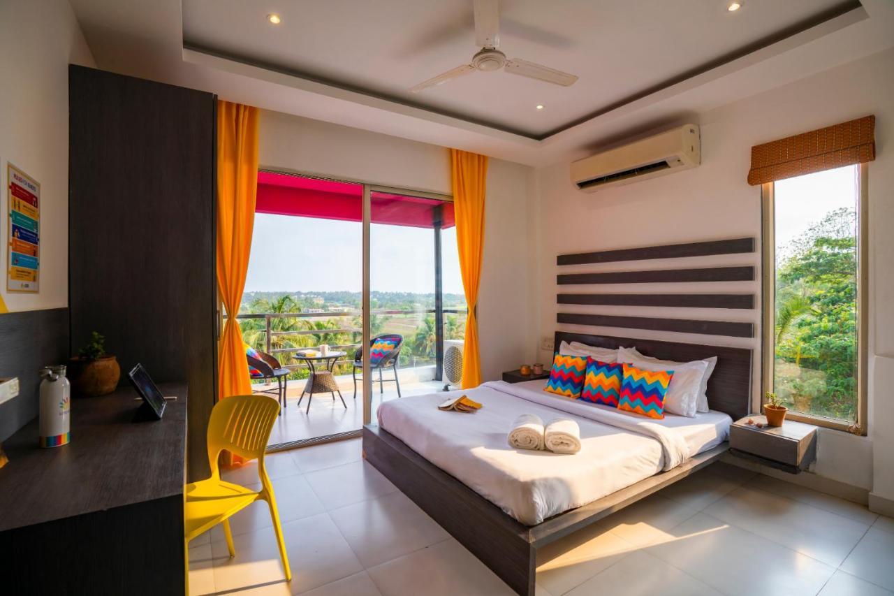 Gostops Goa, Baga Extérieur photo