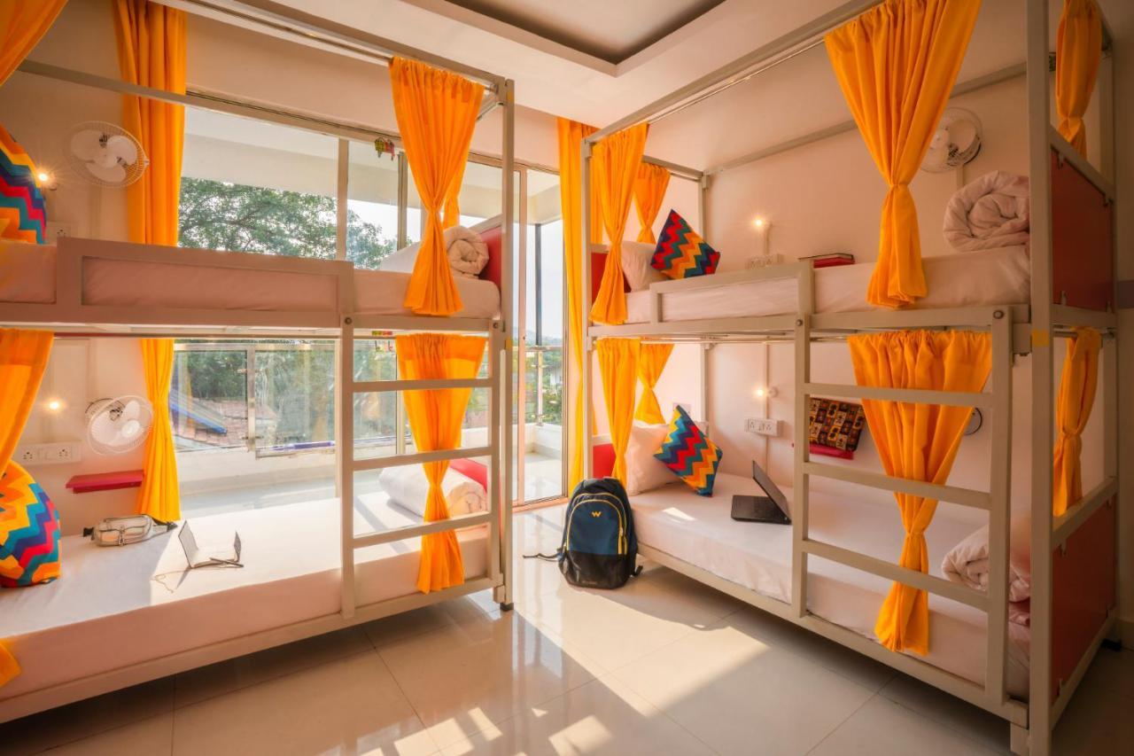 Gostops Goa, Baga Extérieur photo