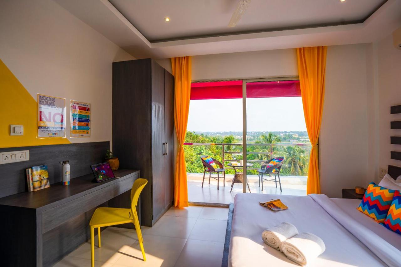 Gostops Goa, Baga Extérieur photo